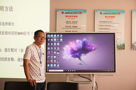 認(rèn)真聽(tīng)取客戶(hù)的建議